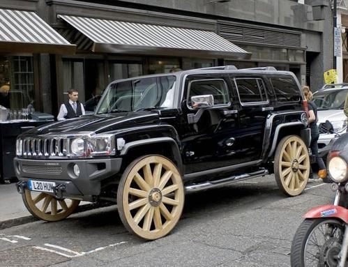 roue-en-bois-pour-hummer.jpg